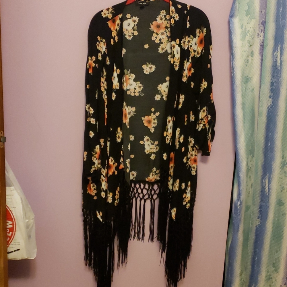 Torrid kimono